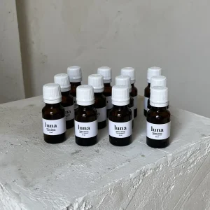 رتینول لونا